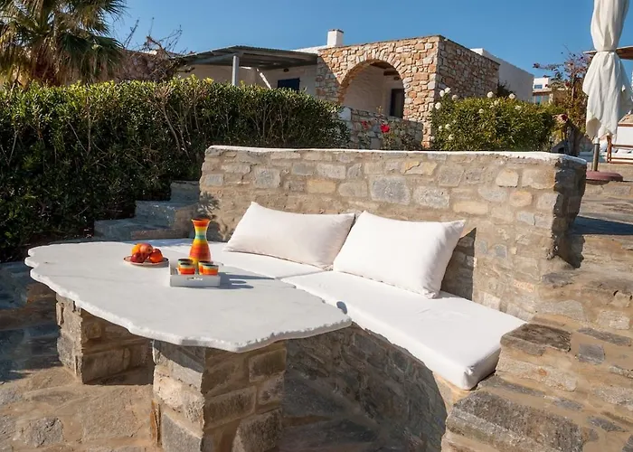 Laura בית נופש פארוס